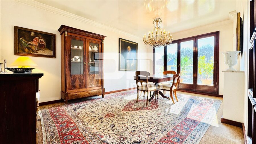 Hochwertige 5-Zi Wohnung in Traumlage mit Balkon in gepflegter Jugendstil-Villa + Panoramablick - Esszimmer / Zugang Balkon